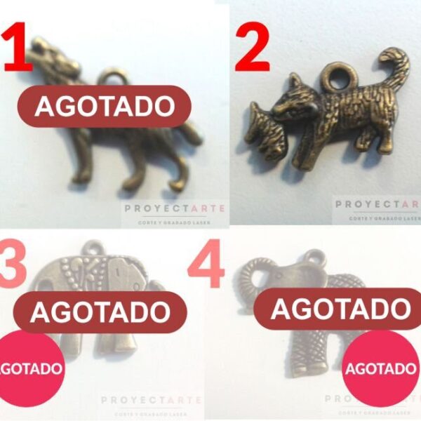 ELEFANTE Y LOBOS