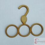 Percha triple para pañuelos