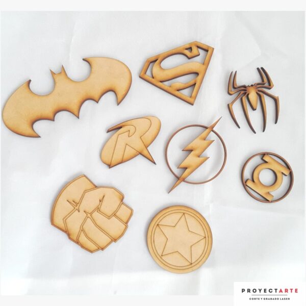 Pack superheroes