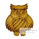 Búho con alas grandes