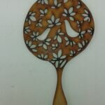 Árbol calado con pajaritos