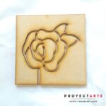 Fussinglue Rosa con hoja