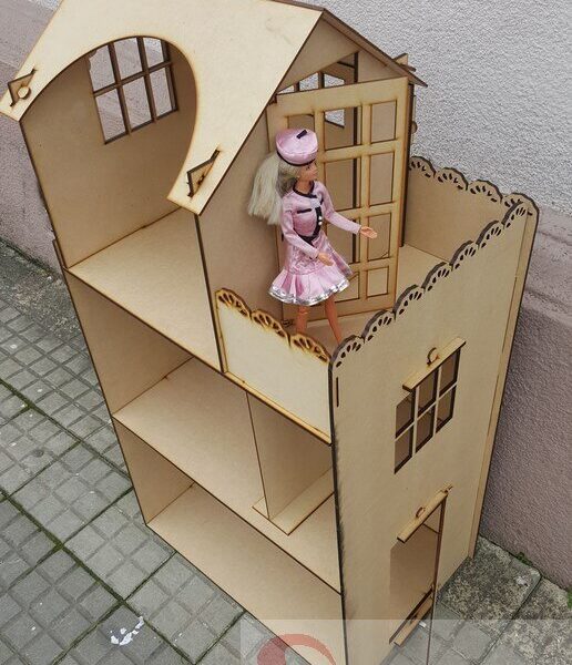 Casa 3 pisos BARBIE Modelo Amiga