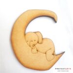 Elefante durmiendo en la luna