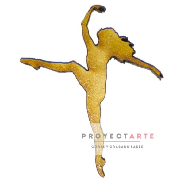 Bailarina en attitude