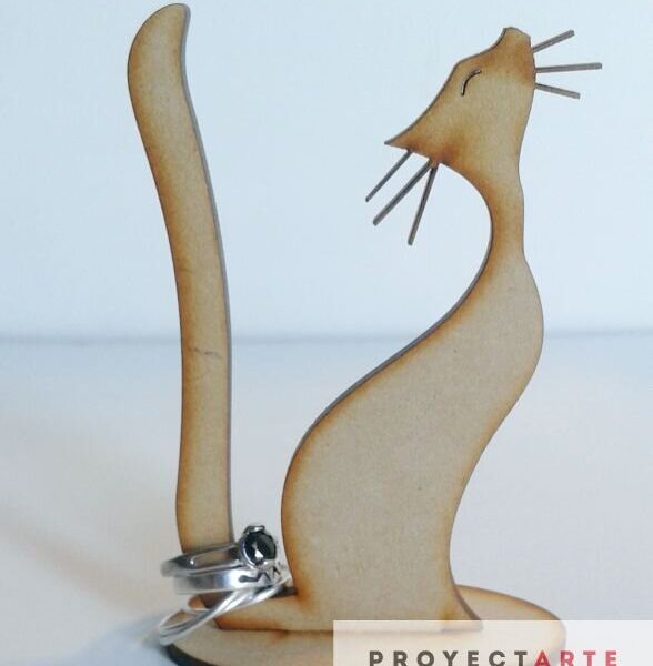 Gato porta anillos